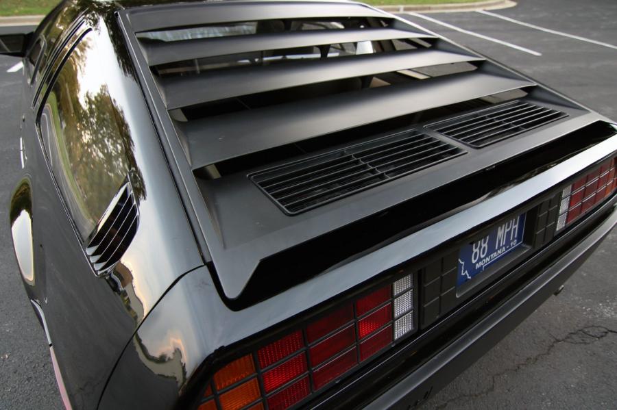 Детали экстерьера DeLorean DMC-12 in Black 1981 года  (фото 121 из 207)